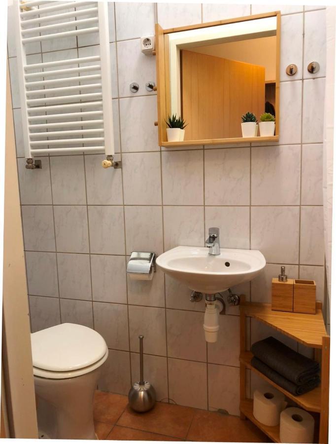 New, Bright Apartment Near The Metro! Vienna Exterior photo