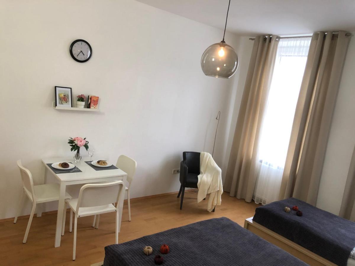 New, Bright Apartment Near The Metro! Vienna Exterior photo
